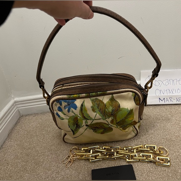 Authentic Prada shoulder bag - Picture 1 of 14